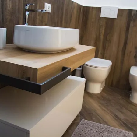 לינה וארוחת בוקר Martina Mirabella Eclano