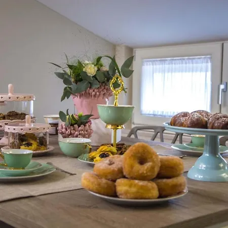 לינה וארוחת בוקר Martina Mirabella Eclano