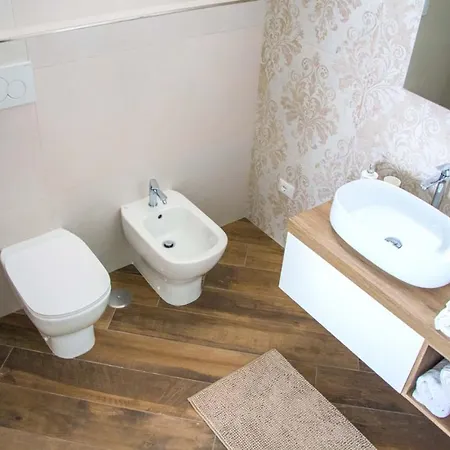 Martina לינה וארוחת בוקר Mirabella Eclano