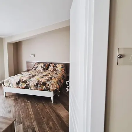 Martina לינה וארוחת בוקר 3*